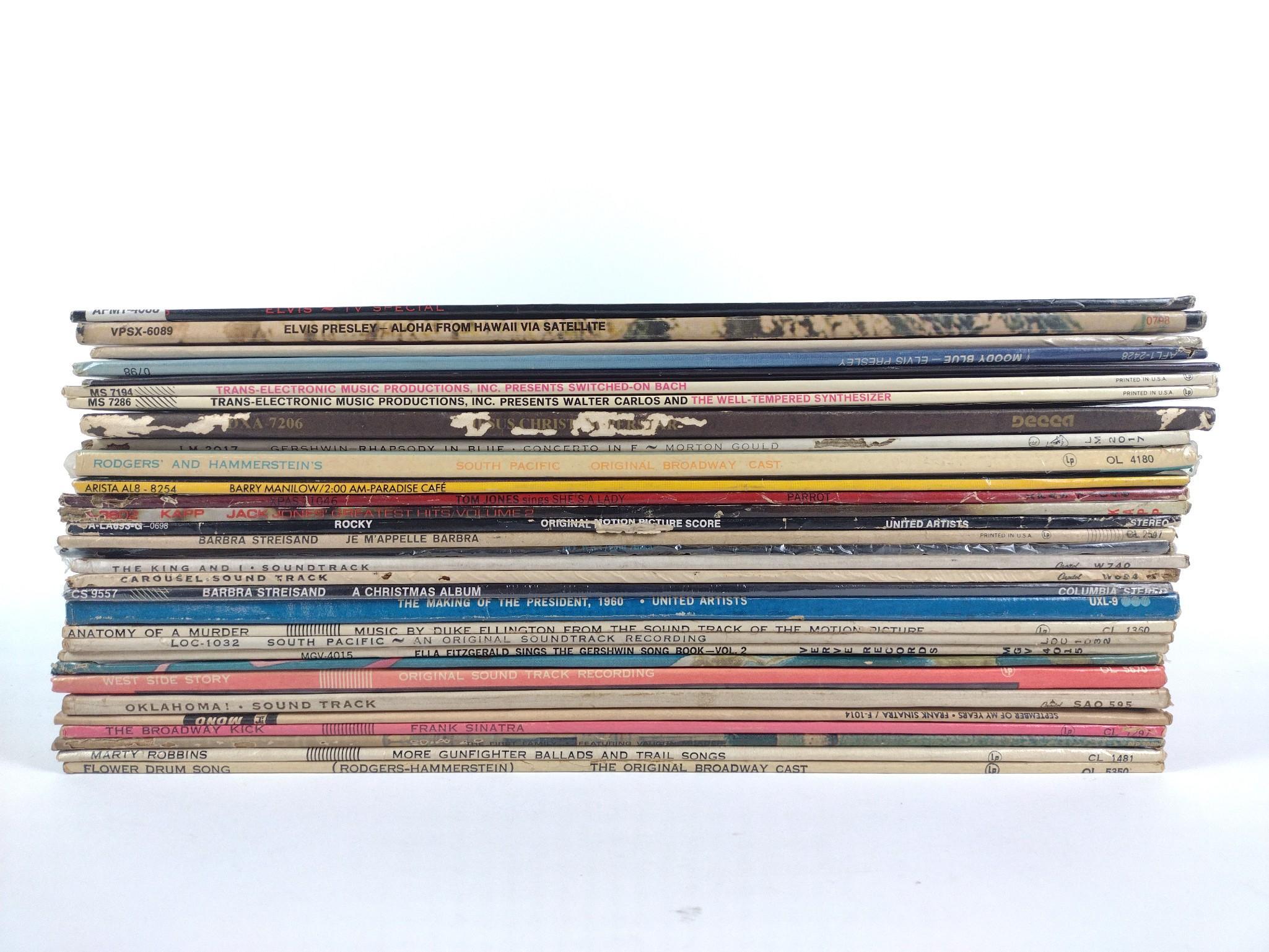 31 Vinyl Records Incl. Elvis & Frank Sinatra
