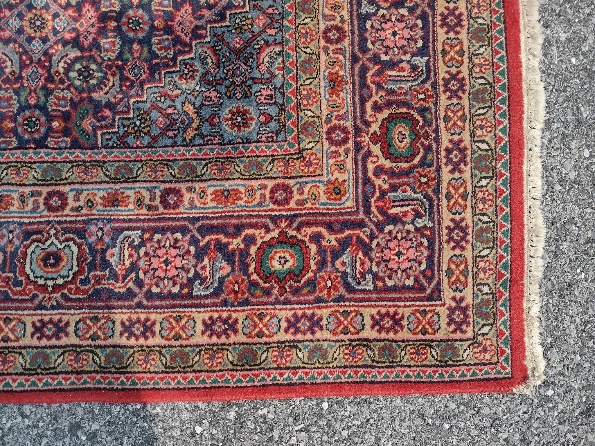 Indo-Bidjar Wool Room Size Rug