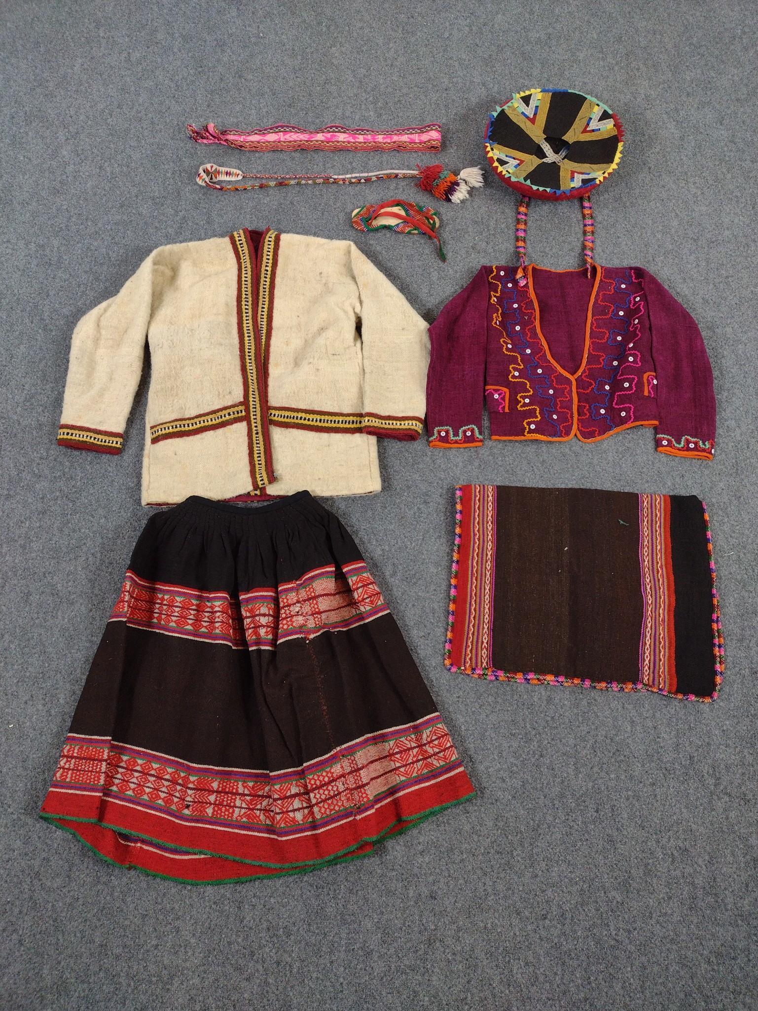 Traditional Peruvian/Andean Womens Clothing