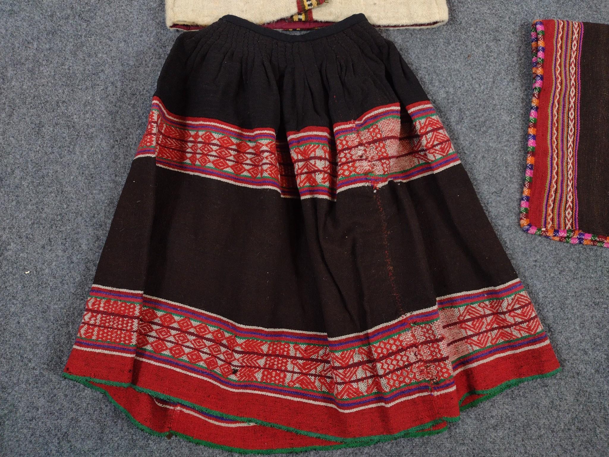 Traditional Peruvian/Andean Womens Clothing