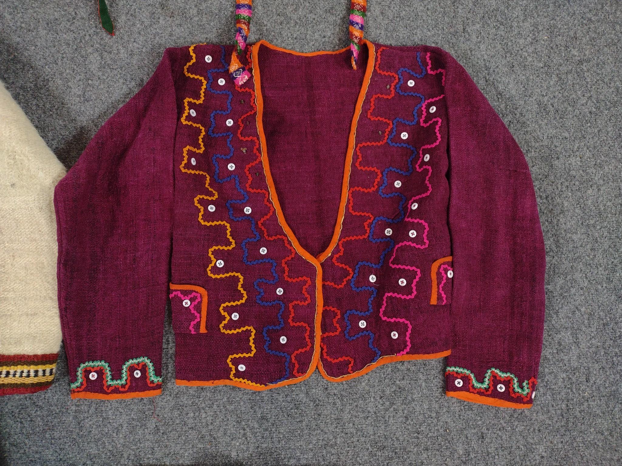 Traditional Peruvian/Andean Womens Clothing