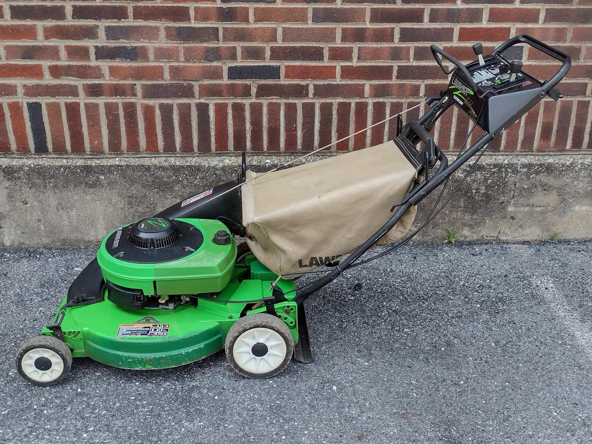 Lawn-Boy Gold Series Self Propelled Lawn Mower