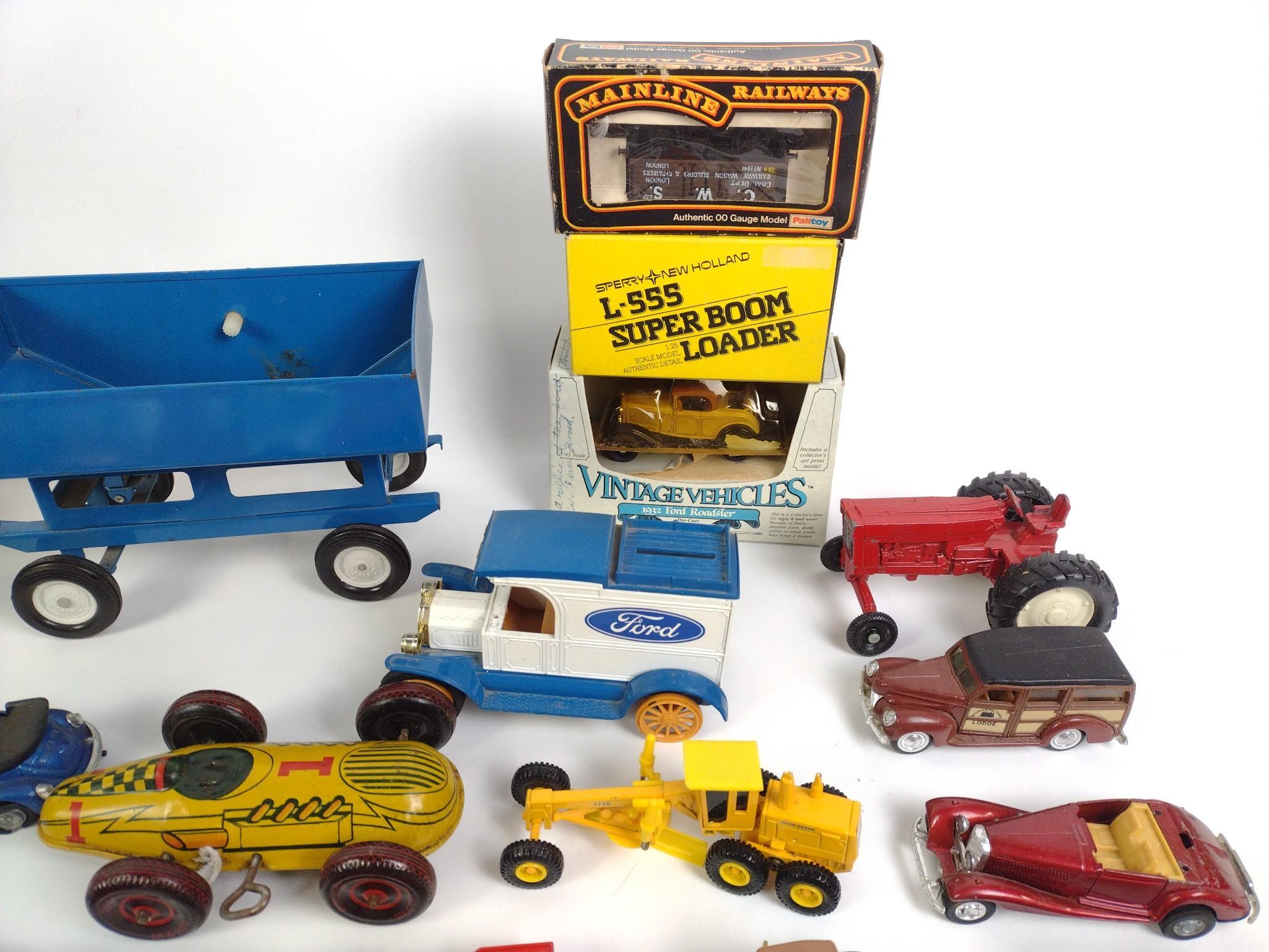 Model Tractors, Cars & Airplanes Incl. Bachmann