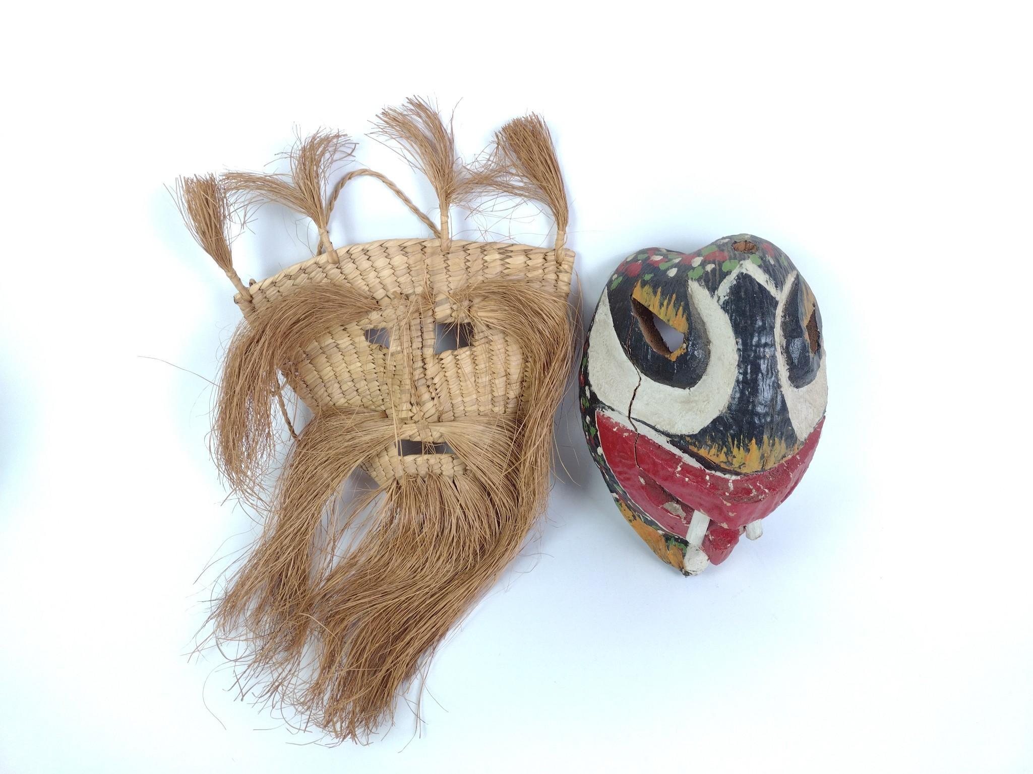 Vintage Curios and Souvenirs