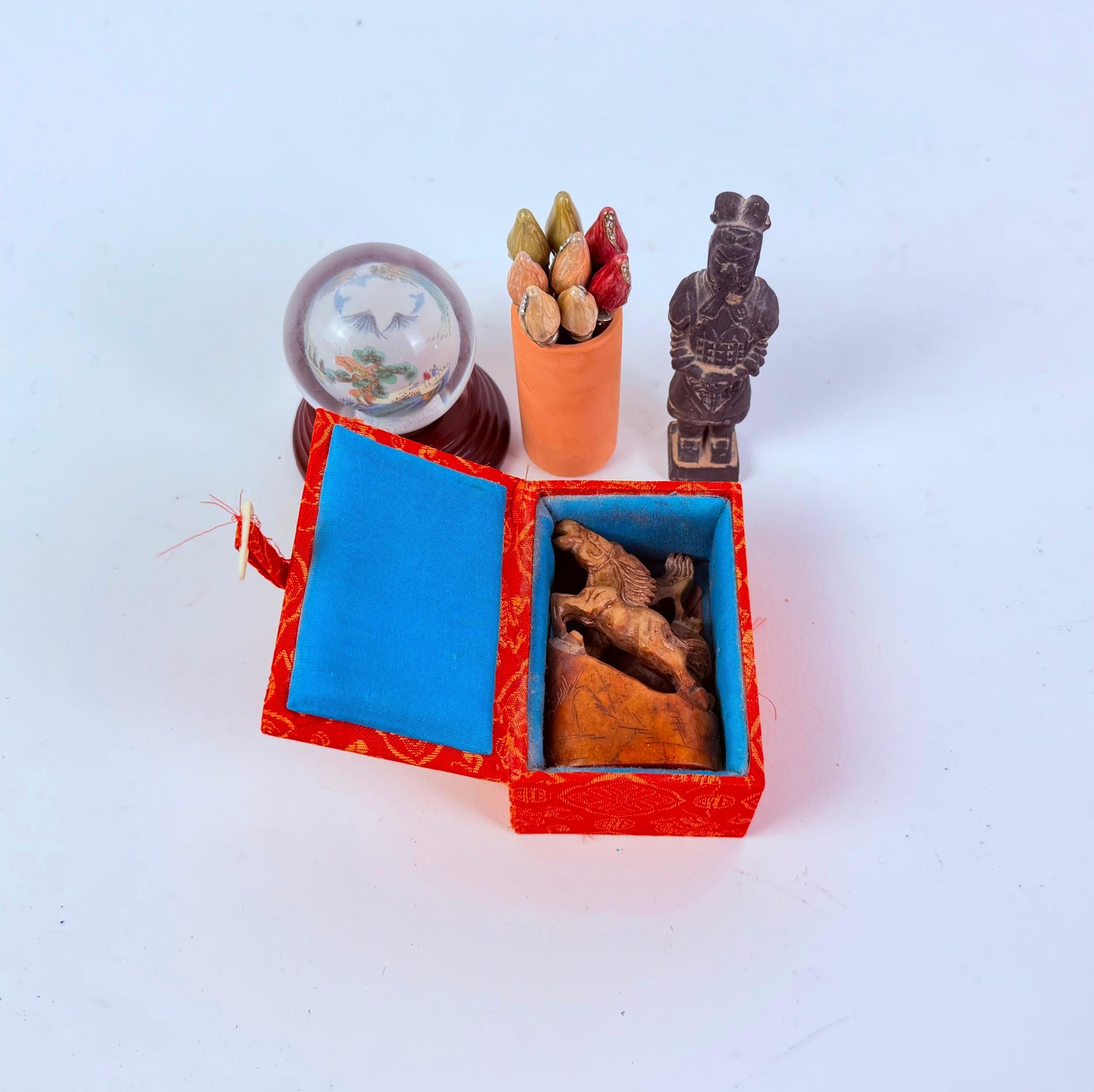 Chinese, Japanese & Southeast Asian Souvenirs