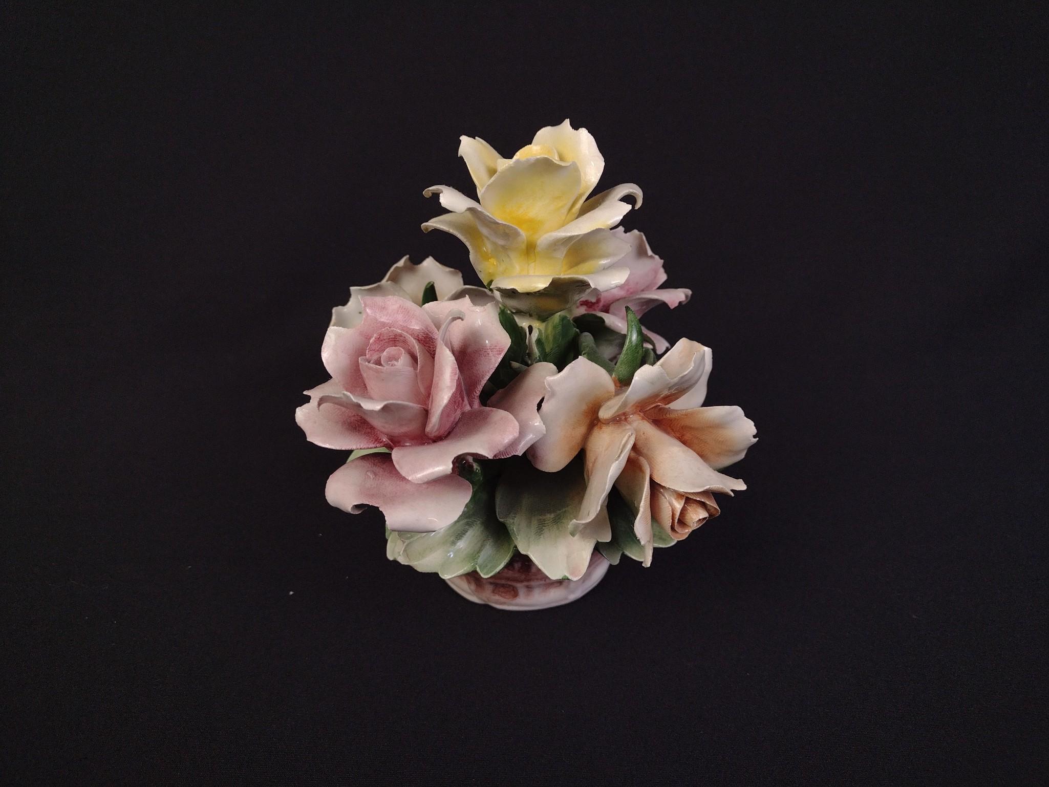 3 Capodimonte Flowers