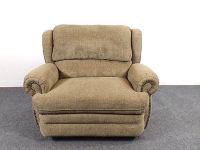 Lane Home Furniture Oversized Recliner. 51" wide X 38" deep X 39" high.
