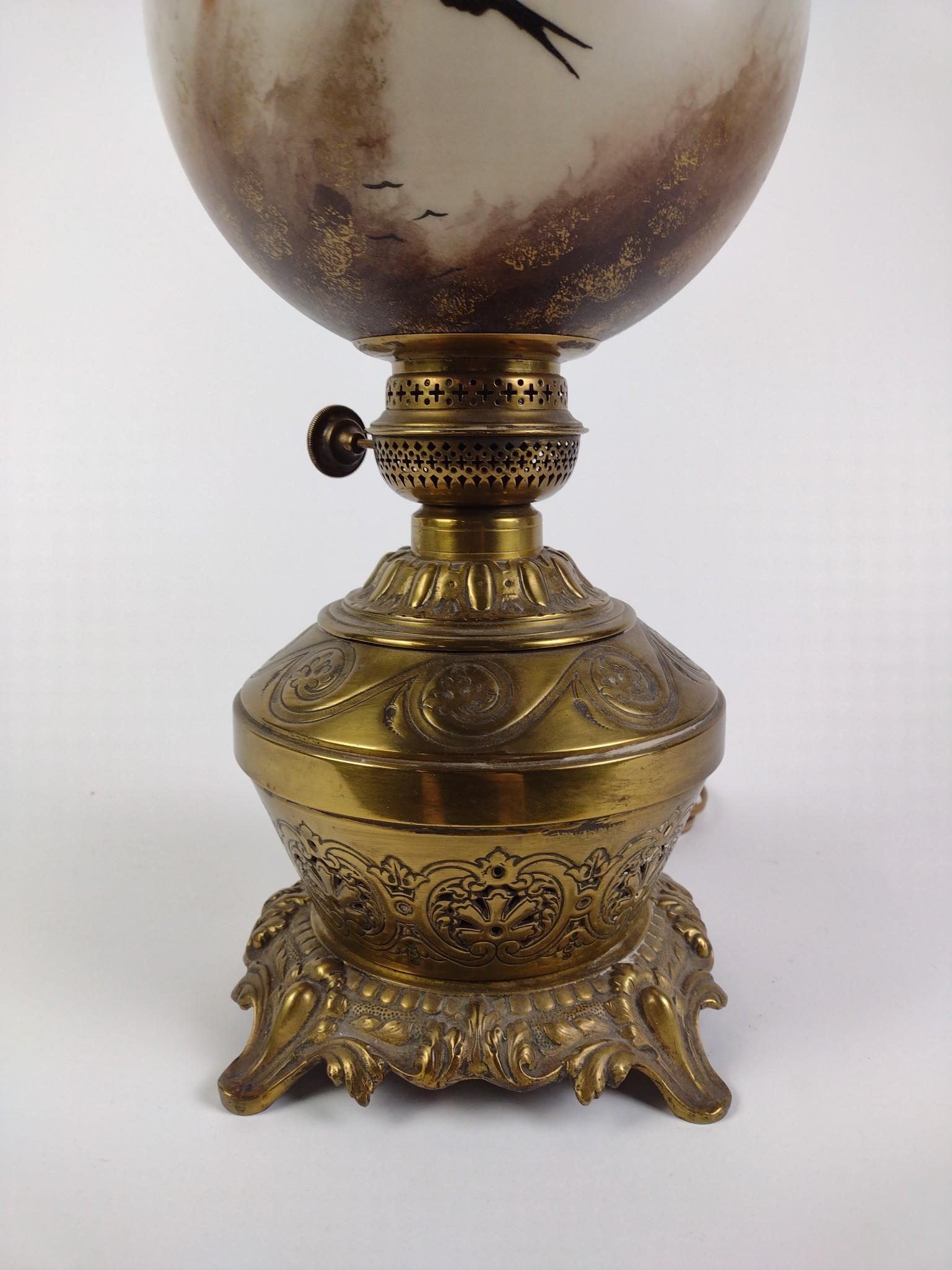 Bird-Themed Hurricane Lamp