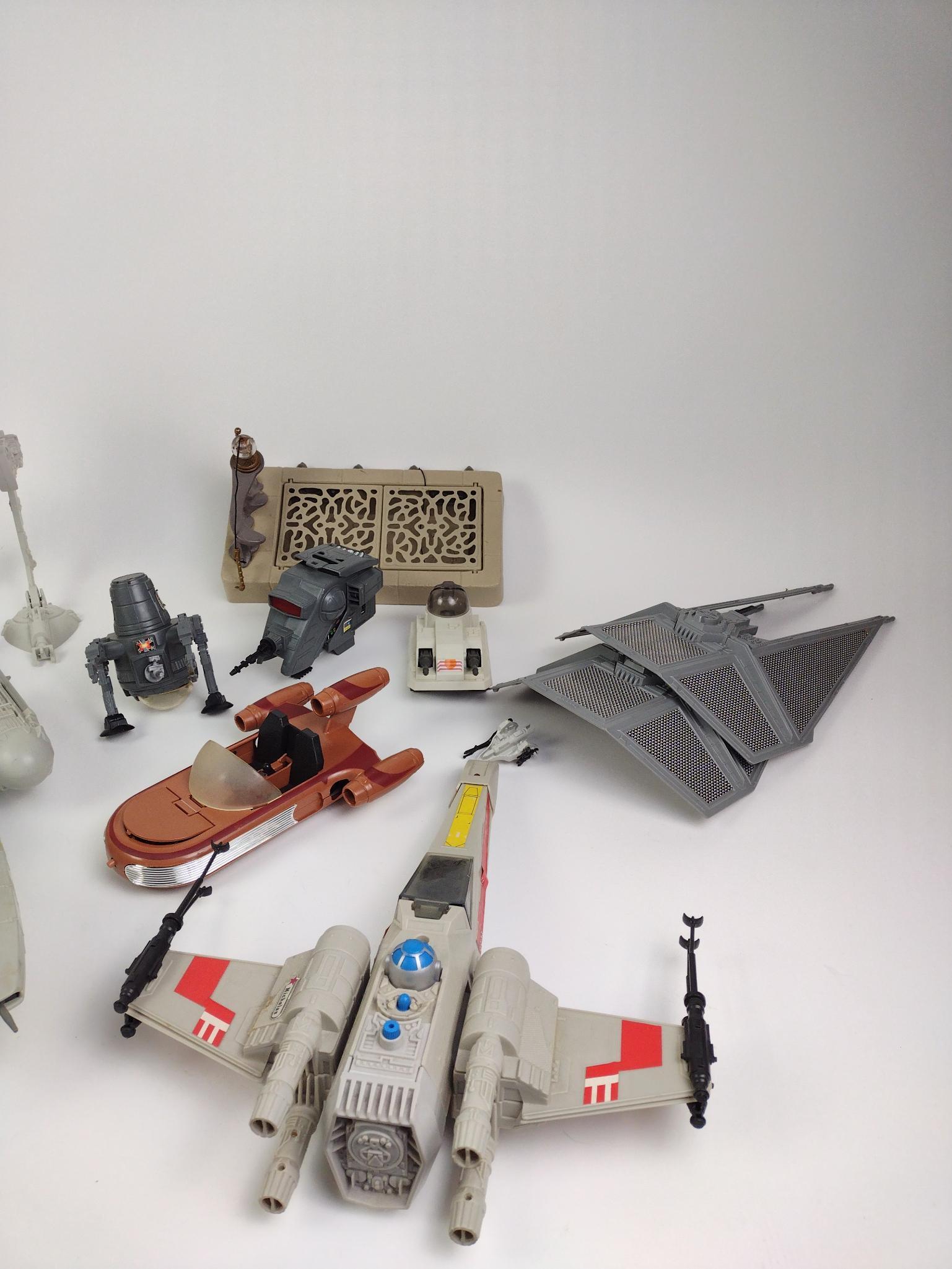 11 Star Wars Spaceships