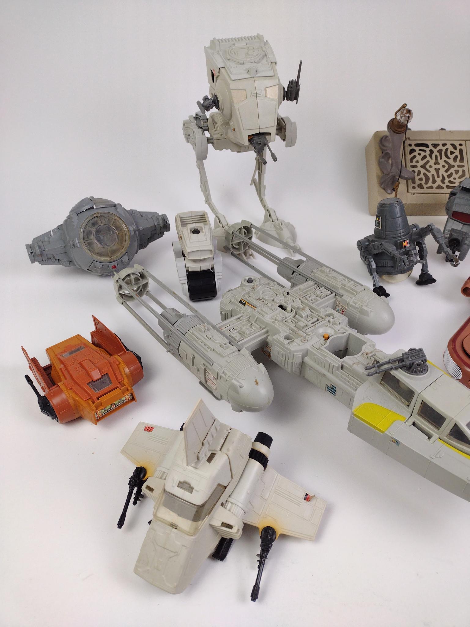 11 Star Wars Spaceships