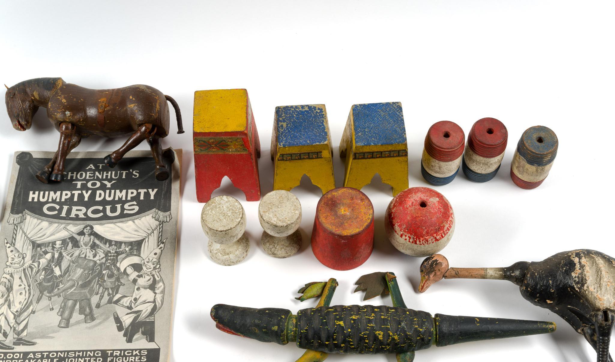 Schoenhut's Toy Humpty Dumpty Circus