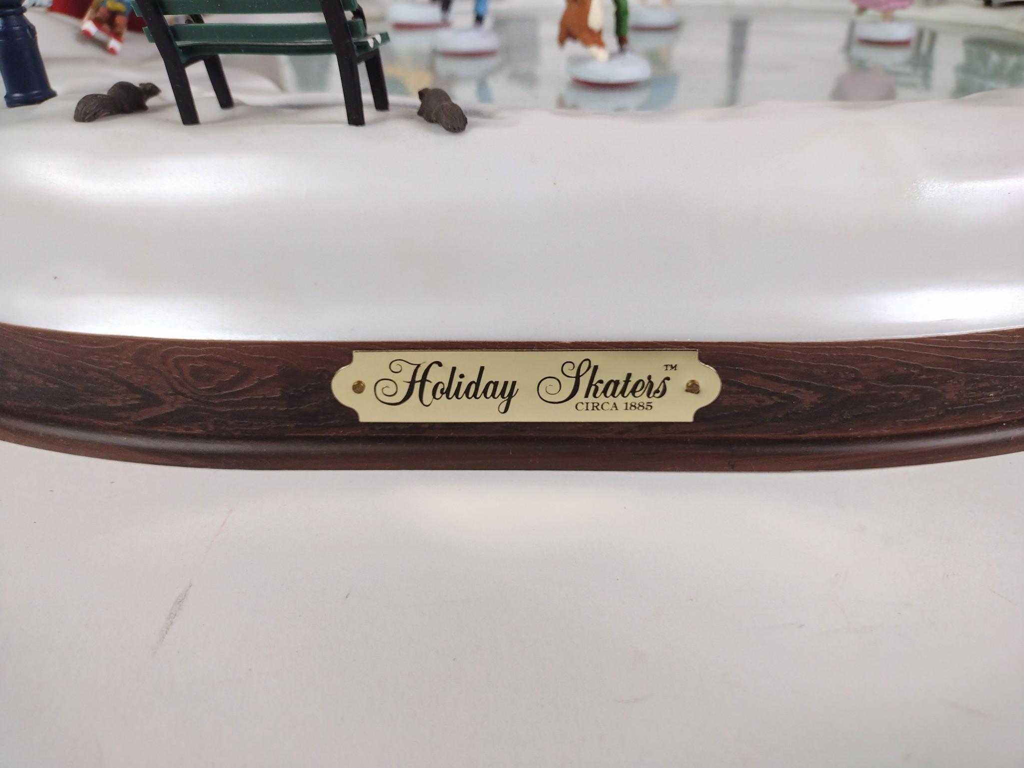 Mr. Christmas Holiday Innovation Holiday Skaters