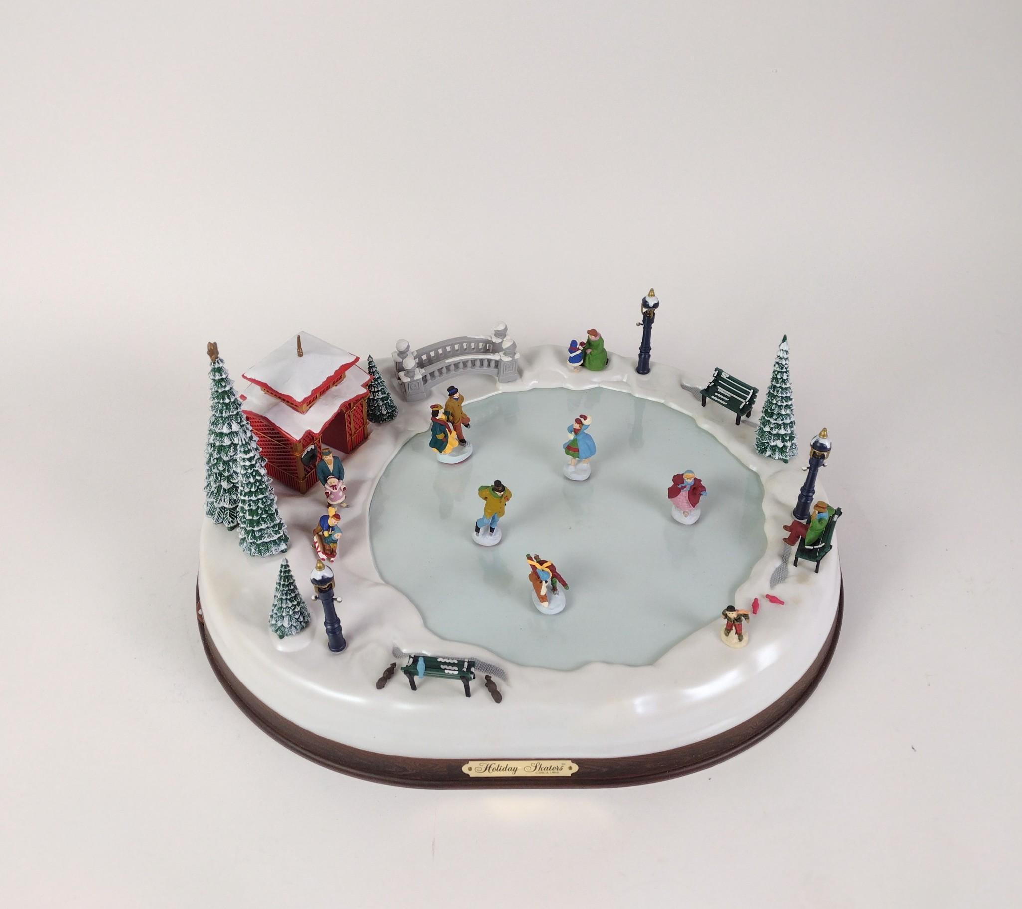 Mr. Christmas Holiday Innovation Holiday Skaters