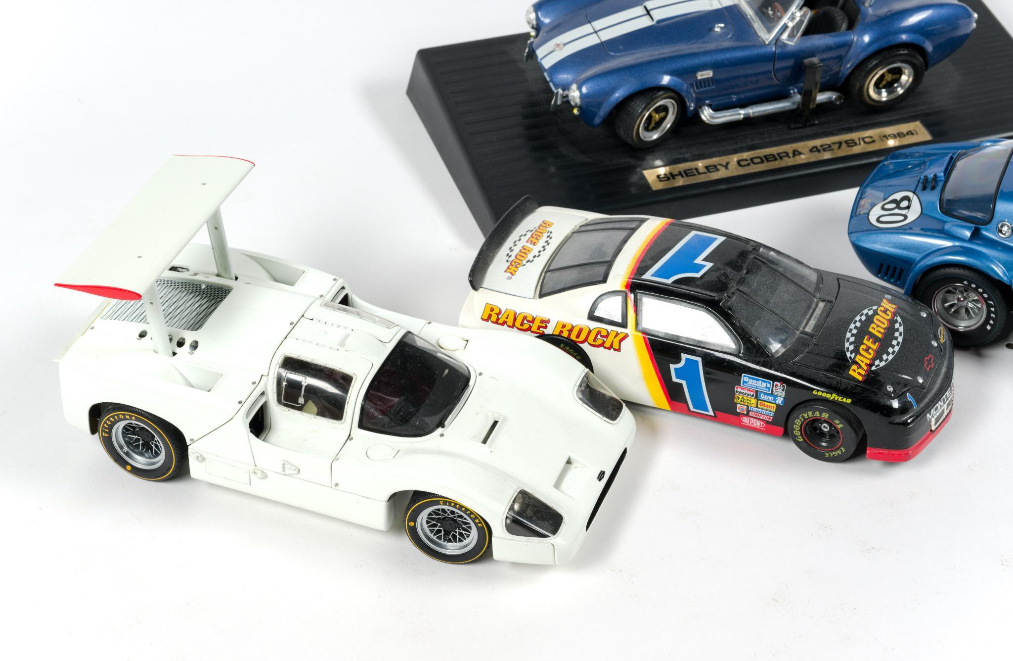 5 Die-Cast Toy Cars