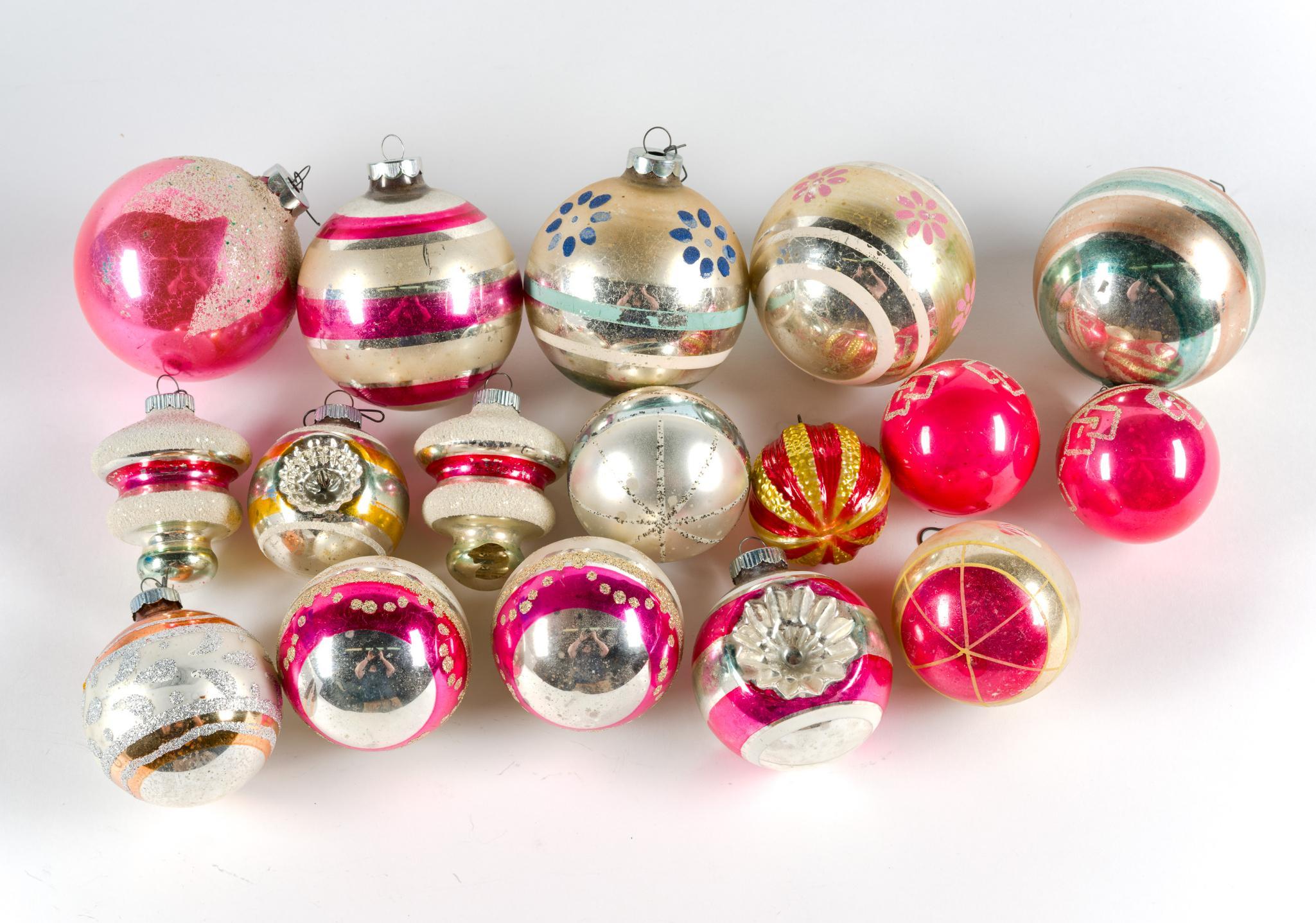 17 Antique Christmas Balls