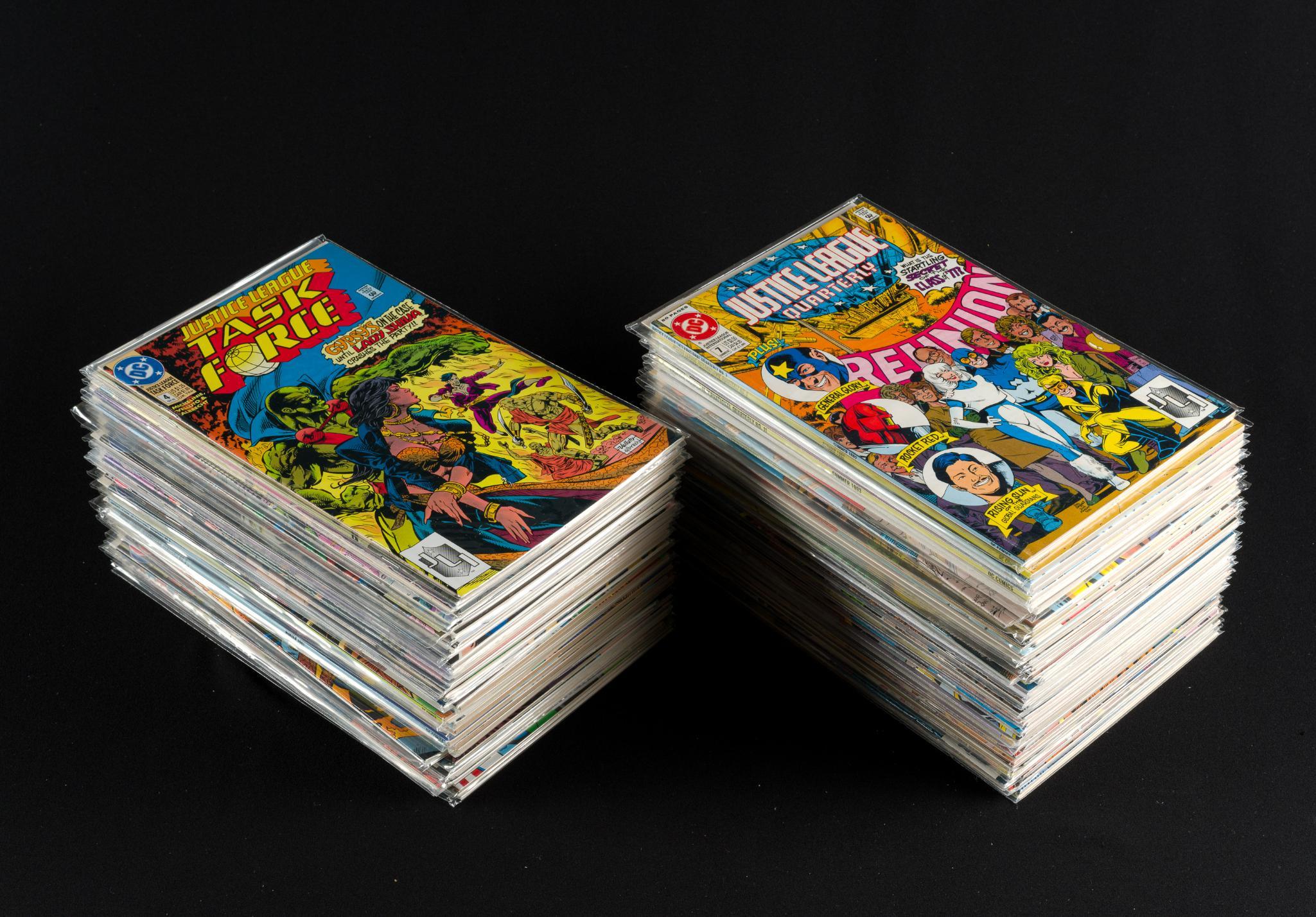 97 Vintage DC Comics incl. Justice League America
