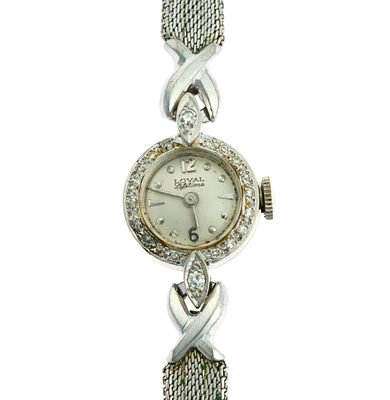 14K Gold Vintage Cord Watch. A small white gold cord watch S. H. DeRoy Co. 17 jewels, Swiss 