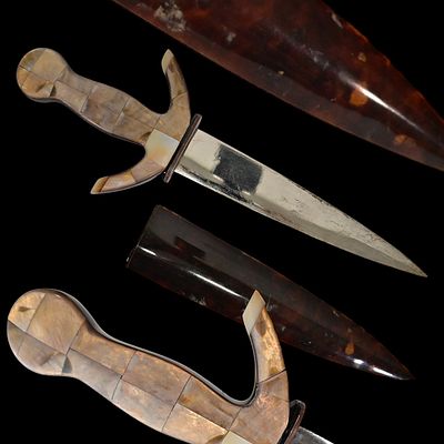 Presentation dagger, decorated with mother-of-pearl and tortoiseshell, Europe, early 20th C. Ite 