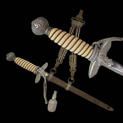 Original WWII German Luftwaffe Officer's Dress Dagger (2nd Model), circa 1937–1945. Item 
