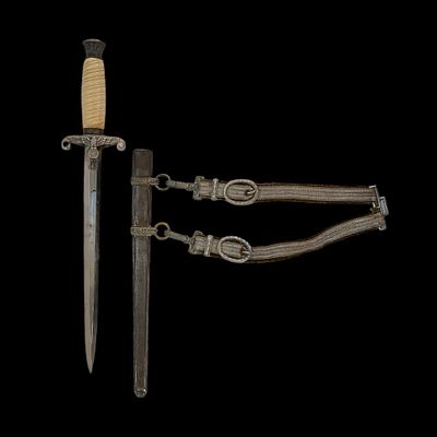 A WWII Nazi German Heer Dagger – Carl Eickhorn. Item details 
Description 
A WWII Nazi German 