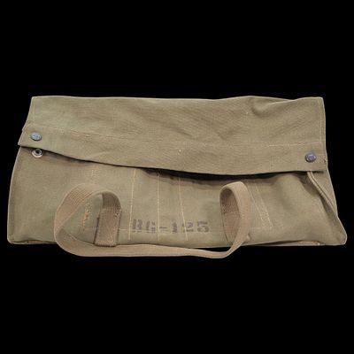 WWII US ARMY CANVAS TOOL BAG BG-125. Item details 
Description 
WWII US ARMY CANVAS TOOL BAG 