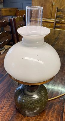 A Winchcombe Pottery Lamp. A Winchcombe Pottery Table Lamp