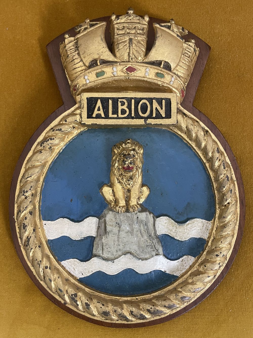 Lot 275 – Albion Cast Iron Plaque