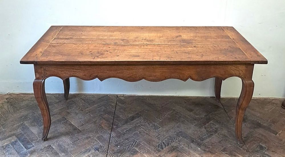 Lot 373 – An Antique French Louis XV Style Provencal Walnut Dining Table