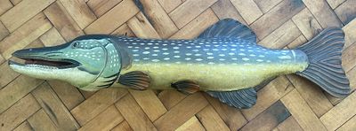 Large Edwardian Painted Metal Pike Fish trade sign. A large-scale American folk art wall 
