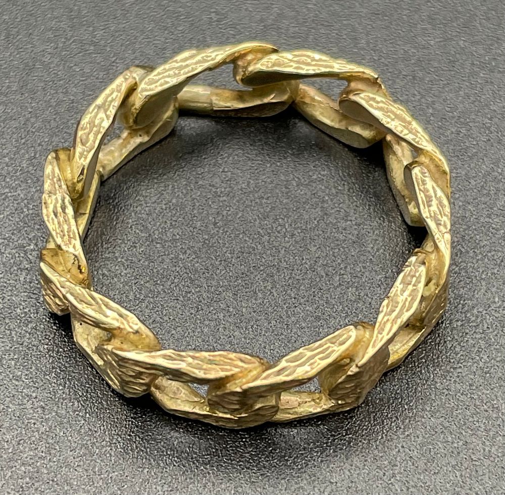 Lot 130 – Yellow Gold Nugget Textured Curb Link Band Ring