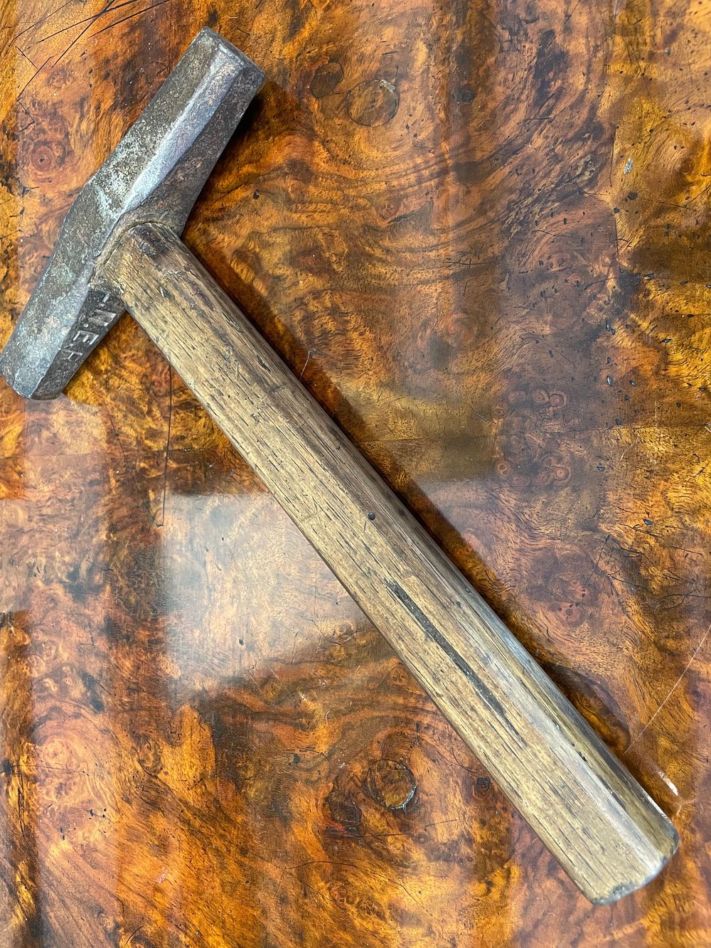 Lot 220 – L.N.E.R. Stamped Forged Steel Railway Setting Hammer