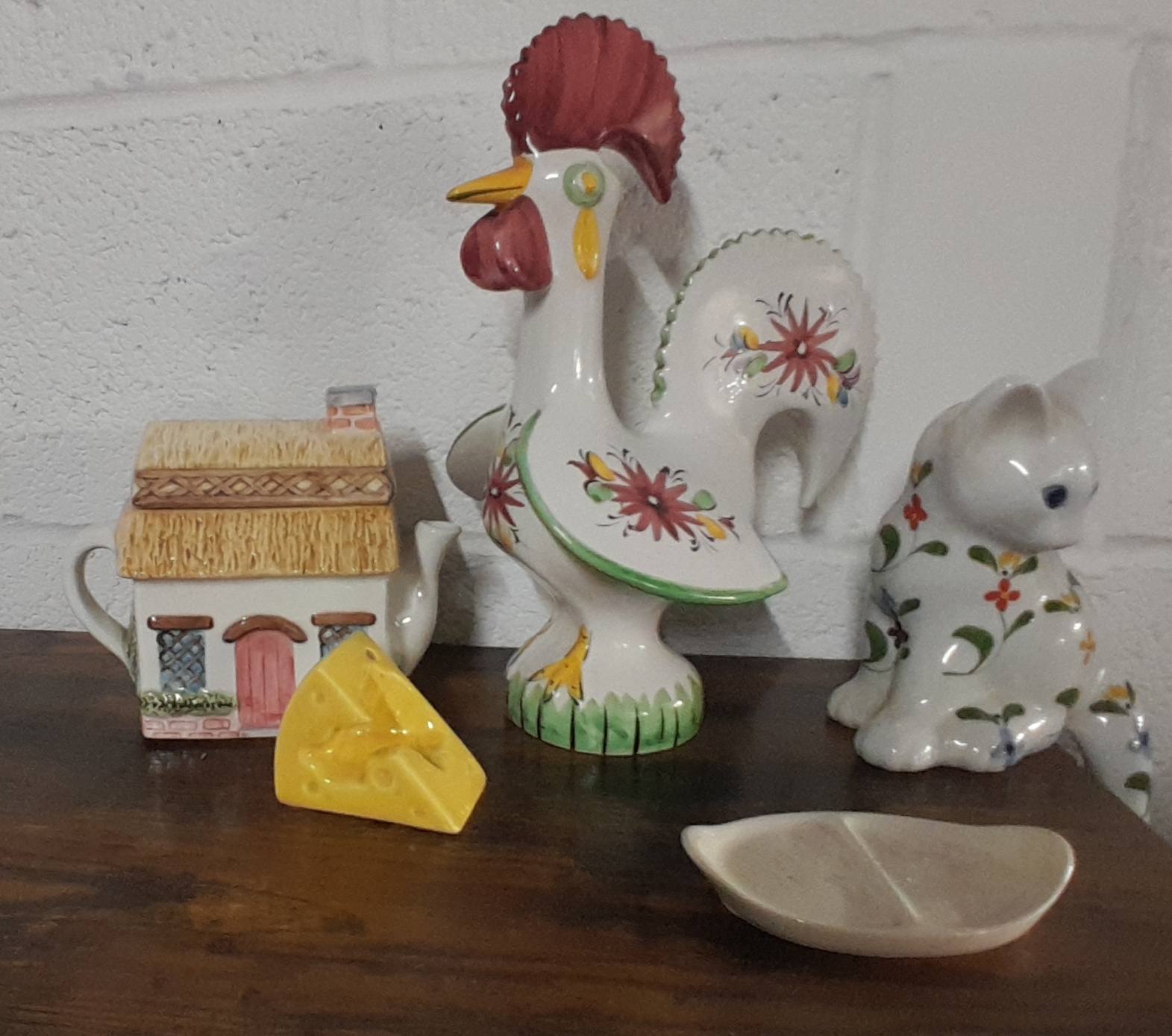 A Collection of Glazed Ceramic Decorative Items