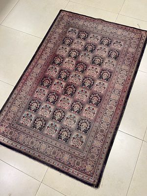 שטיח פרסי קום משי (משי על משי) 100X155 ס"מ. וינטג'. לאחר ניקוי אצל ארגמן חברה לניקוי שטיחים.
