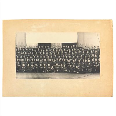 Групповая фотография начальствующего и командного состава МО СССР. 
Размер: 26х37 см.