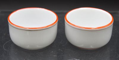 2x Gew&uuml;rzsch&auml;lchen, Meissen Schwertermarke, Koralle, je 2 Schleifstriche,. 2x Gew&uuml;rzsch&auml;lchen 