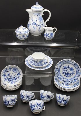 Kaffeeservice f&uuml;r 6 Personen, Meissen Schwertermarke, Zwiebelmuster, 6 Teile mit je 2 