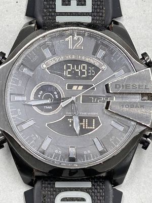 Quartz HAU "Diesel" Only the brave, sehr guter Zustand, Werk l&auml;uft, schwarzes Gummiband, D-5 cm