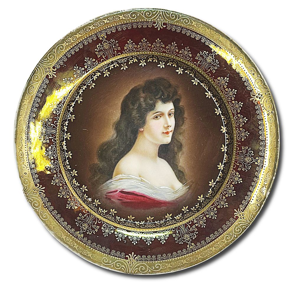 Royal Vienna Porcelain Portrait Plate Amoroga Beehive. Late 19th to early 20th century; The 