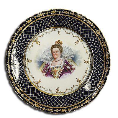 Dresden Porcelain Portrait Cabinet Plate of Queen Catherine de Medici . Rare Dresden Porcelain 