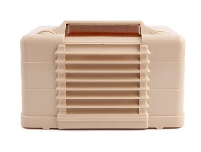 Vintage Backelight Radio- Setchell Carlson. Vintage Backelight Radio Setchell Carlson in cream 