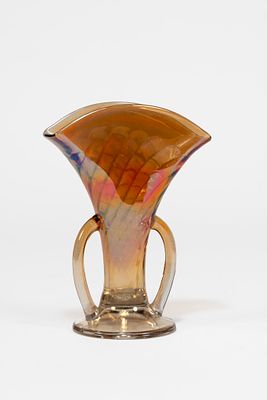 Vintage Amber Carnival Glass Handled Fan Vase. Iridescent effect in glass. Amber color fades 