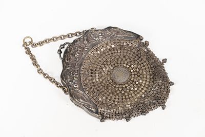 Antique Circa 1902 German Silver Mesh Purse. Antique German Silver Mesh Purse. Purse has a 