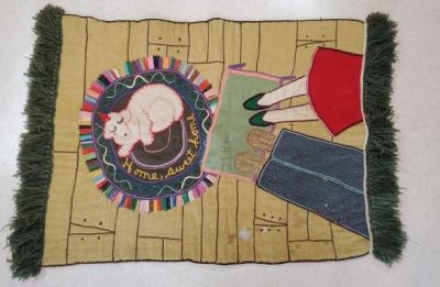 Vintage Wool Folk Art Rug. Vintage wool folk art rug measuring 25 x 33 inches with 3 inches of 