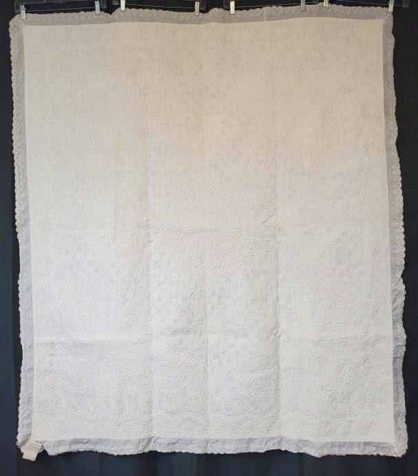 Lot 216: Antique Childs Trapunto Boutis Quilt 19th Century