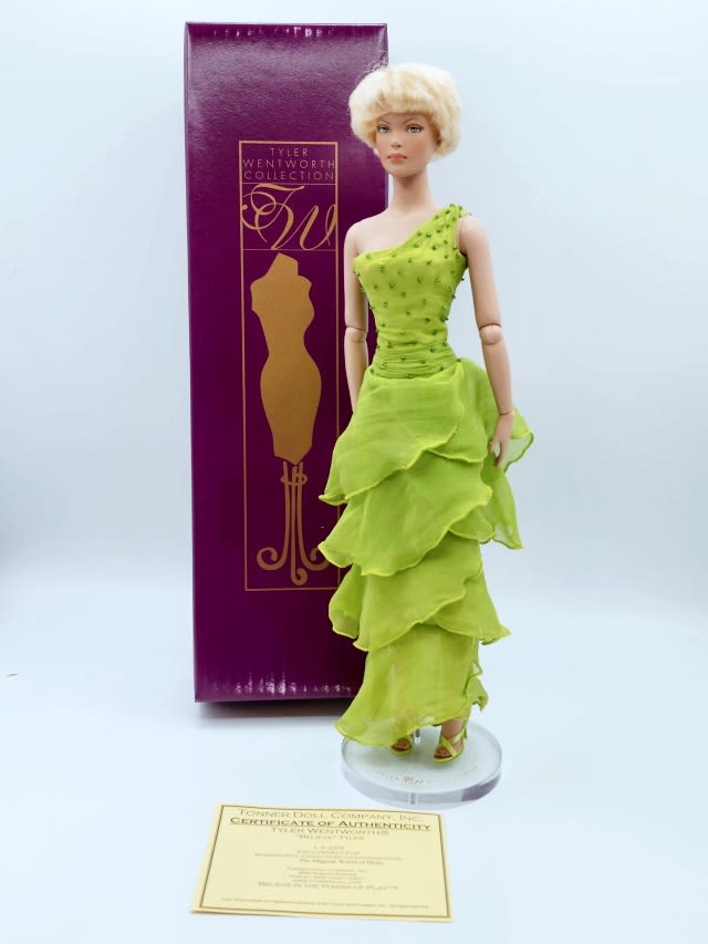 Lot 124 – Tonner Tyler Wentworth Believe Tinkerbell - Dana