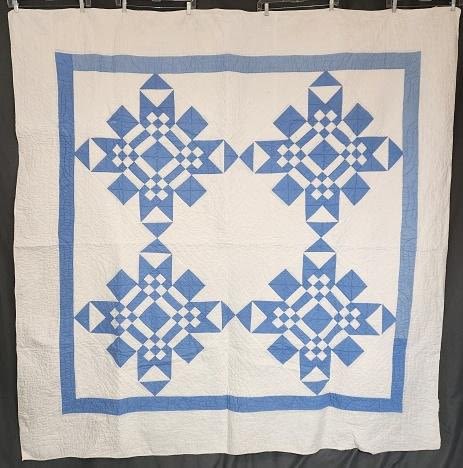 Lot 215: Vintage c1930 Mexican Block Quilt