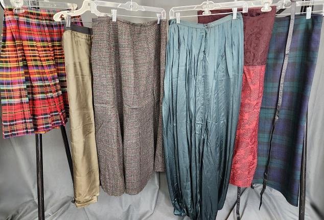 Lot 168: 6 Vintage Ladies Skirts - DKNY - Collection Privee