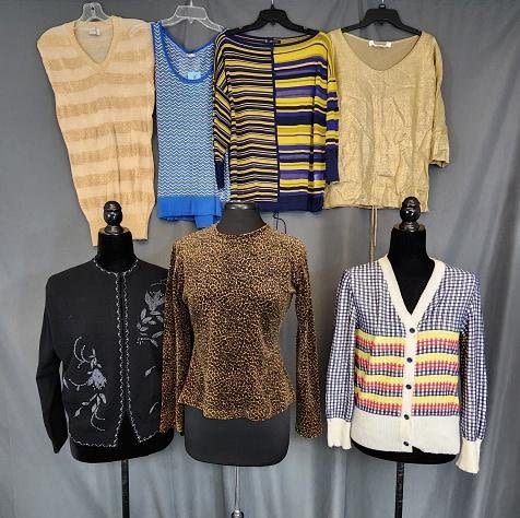 Lot 172: 7 Vintage Ladies Tops, Sweaters - Large