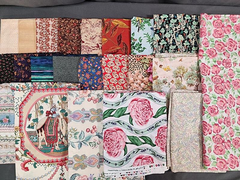 Lot 289: 10 lbs Quilt Fabric 1990-2010 - Multicolor Prints