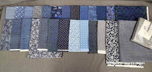 Lot 304: 10 lbs Quilt Fabric 1990-2010 - Assorted Blue Prints